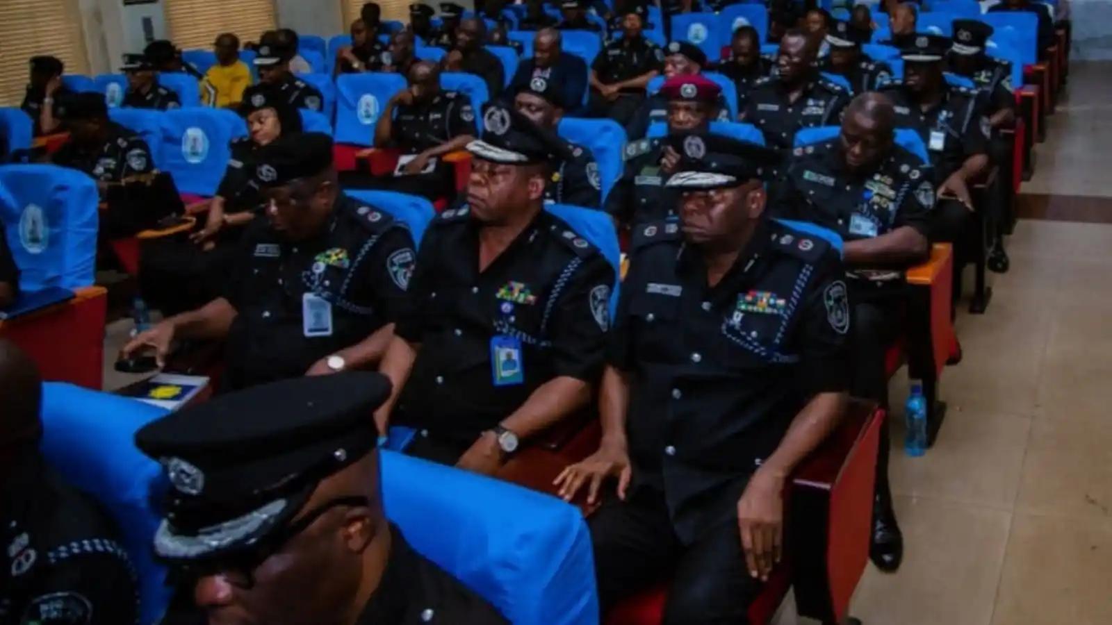 Intel Police Police commission promotes one DIG, two AIGs, 26,119 inspectors ...